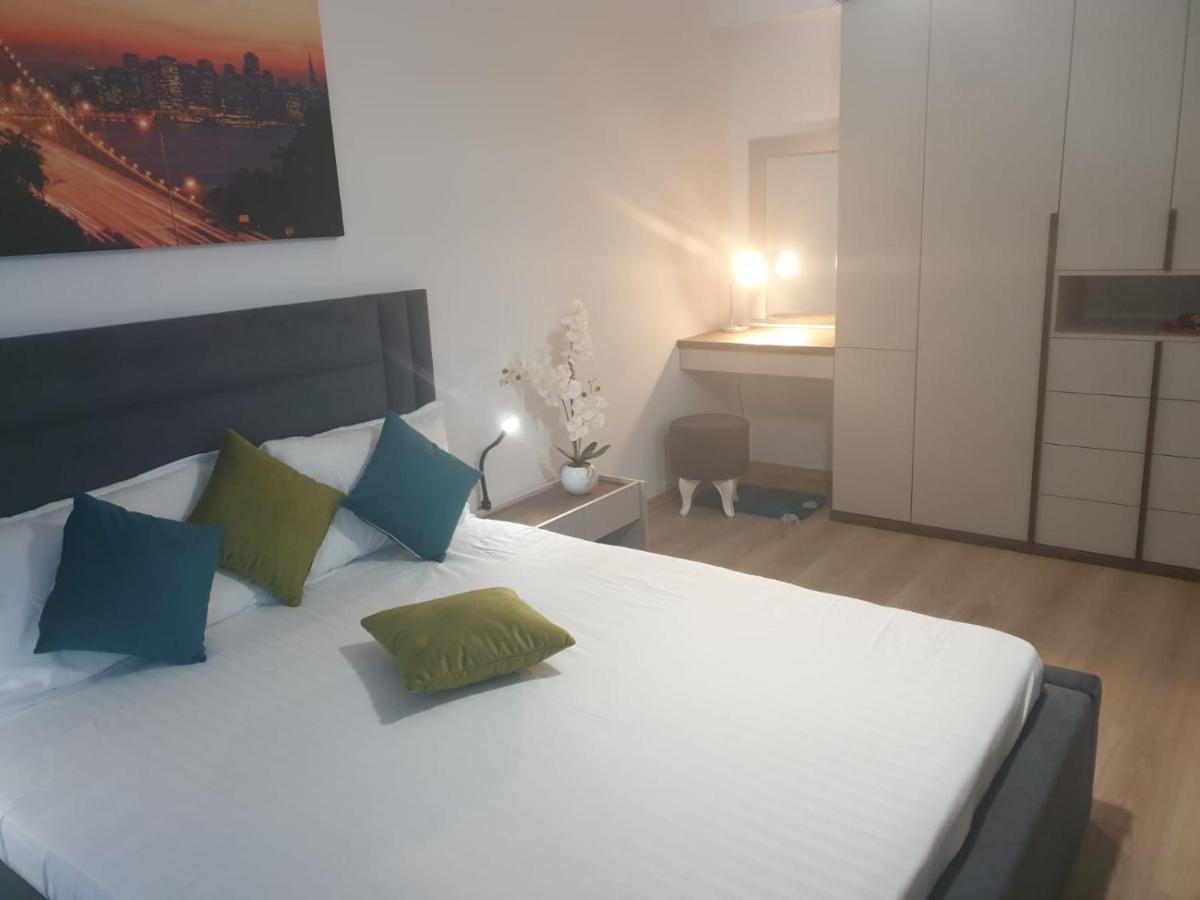 Body Residence Navodari Luaran gambar