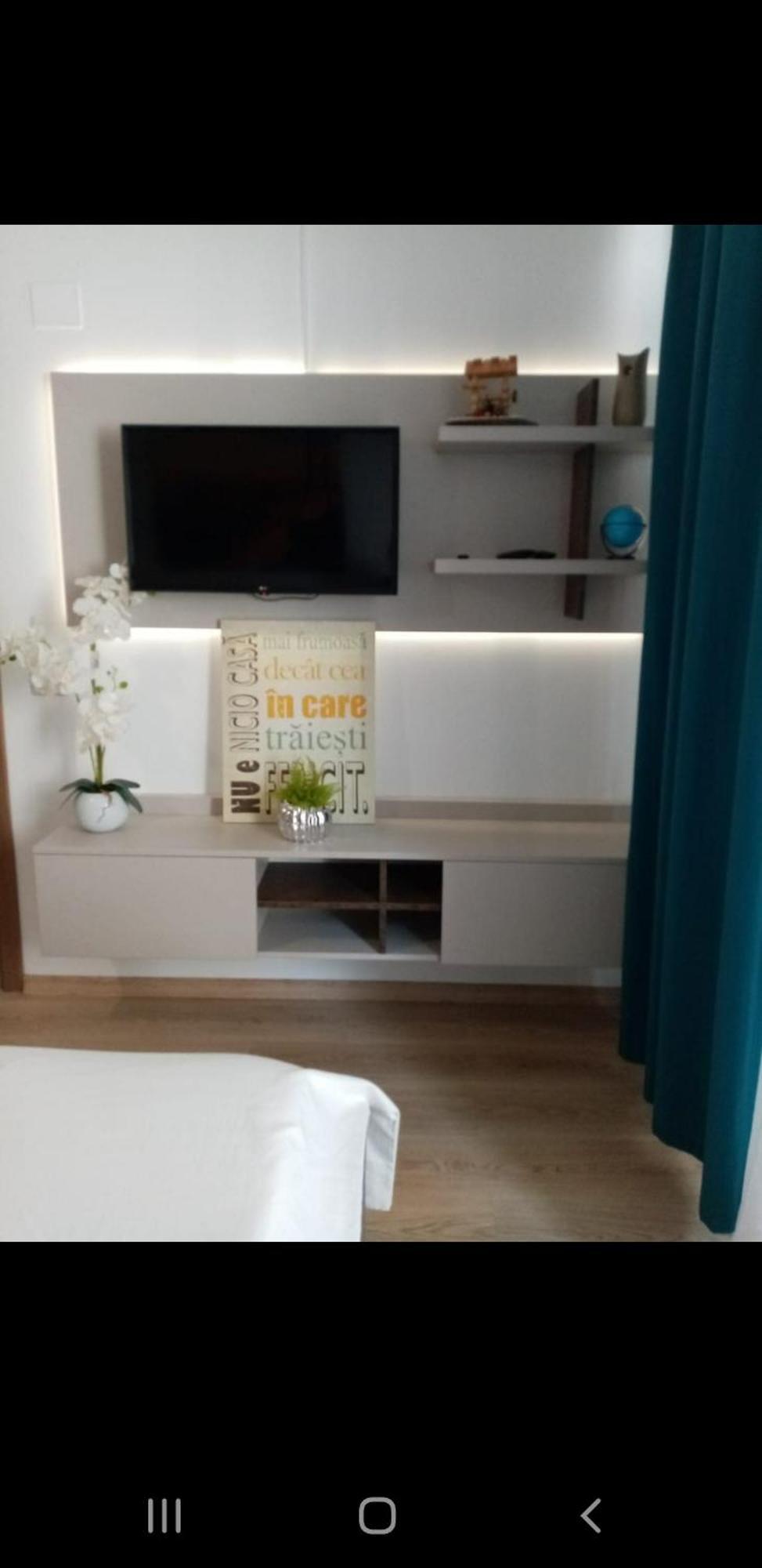 Body Residence Navodari Luaran gambar